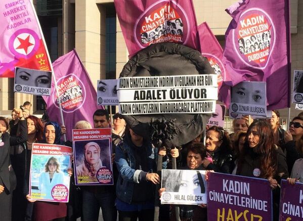 25 Kasım Kadına Yönelik Şiddete Karşı Uluslararası Mücadele Günü - Sputnik Türkiye
