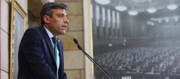 CHP Milletvekili Öztürk Yılmaz - Sputnik Türkiye