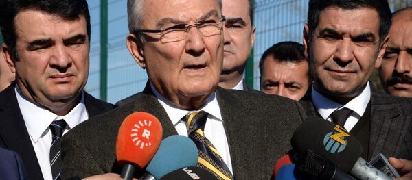 Deniz Baykal, Tahir Elçi için Diyarbakır'da - Sputnik Türkiye