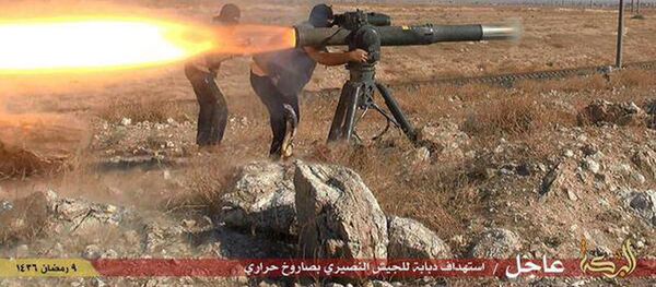 IŞİD militanlarının silahları - Sputnik Türkiye