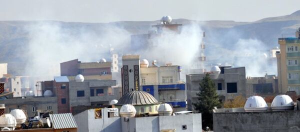 Cizre'de silah ve patlama sesleri - Sputnik Türkiye