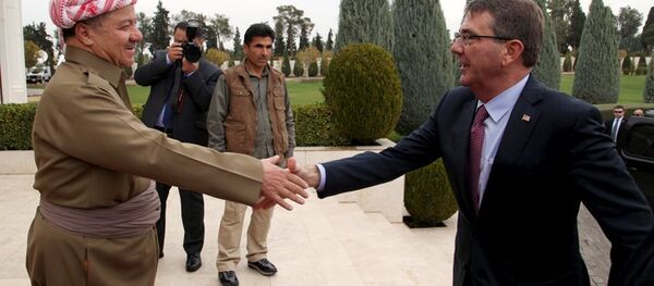 Irak Kürt Bölgesel Yönetimi Başkanı Mesud Barzani - ABD Savunma Bakanı Ashton Carter - Sputnik Türkiye
