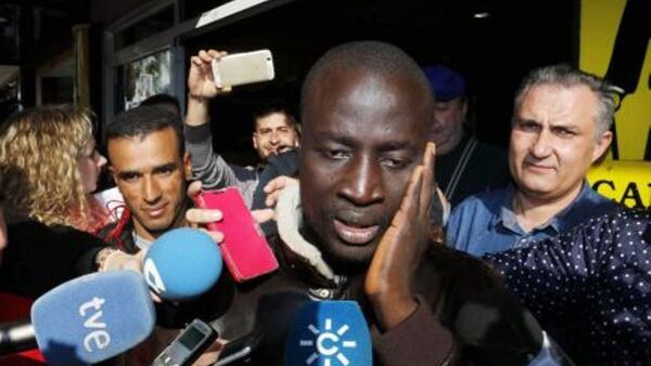 İspanya’da Noel çekilişinde 400 bin Euro’luk büyük ikramiyeyi, Senegalli mülteci kazandı. - Sputnik Türkiye