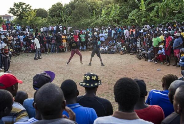 Güney Afrika'da geleneksel 'Eldivensiz Boks Turnuvası' - Sputnik Türkiye