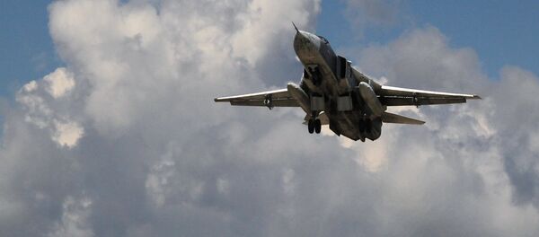 Russian Su-24 front-line bomber jet - Sputnik Türkiye