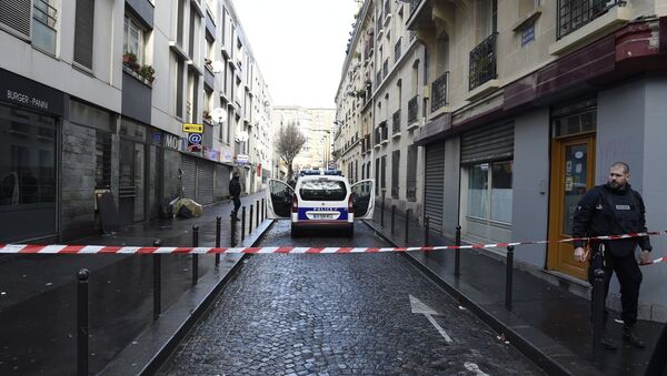 Fransa'nın 18. bölgesindeki bir polis merkezine saldırı girişiminde bulunan bir kişi öldürüldü. - Sputnik Türkiye