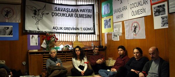 Alevilerin açlık grevi - Sputnik Türkiye