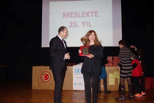 Saldırıya uğrayan turist kafilesinin rehberi Sibel Şatıroğlu - Sputnik Türkiye