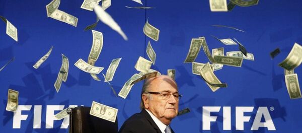 Blatter'a dolarlı protesto Blatter'a dolarlı protesto - Sputnik Türkiye