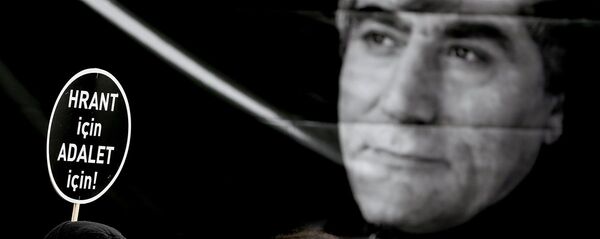 Hrant Dink öldürülüşünün  9. yılında anıldı - Sputnik Türkiye
