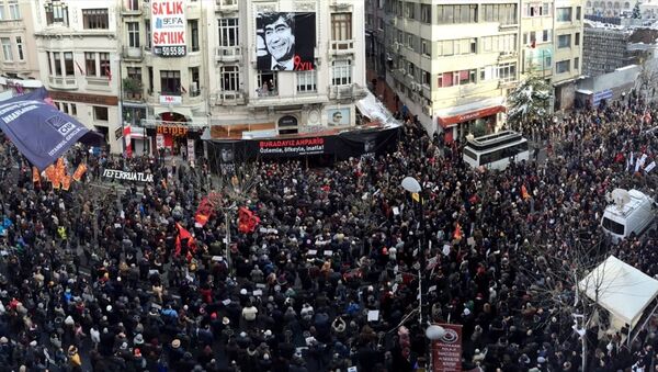 Hrant Dink öldürülüşünün  9. yılında anıldı - Sputnik Türkiye