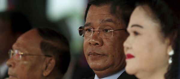 Kamboçya Başbakanı Hun Sen ve eşi Bun Rany - Sputnik Türkiye