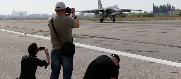 Hmeymim üssünün kapıları, gazeteciler için aralandı - Sputnik Türkiye