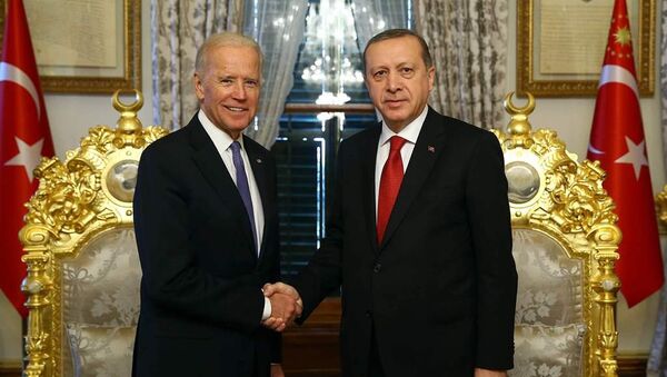 Cumhurbaşkanı Recep Tayyip Erdoğan ve ABD Başkan Yardımcısı Joe Biden - Sputnik Türkiye