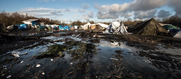 Dunkirk sığınmacı kampı - Calais - Sputnik Türkiye