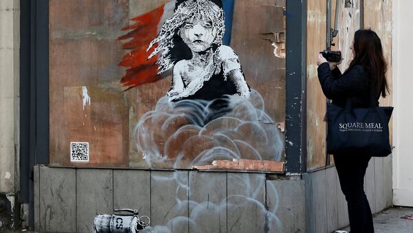 Banksy'den Fransa'ya 'Sefiller'li eleştiri - Sputnik Türkiye