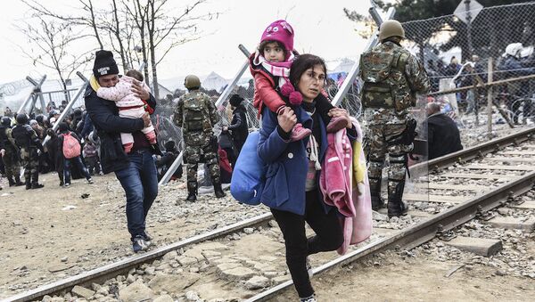 Yunanistan sınırındaki sığınmacılar - Sputnik Türkiye