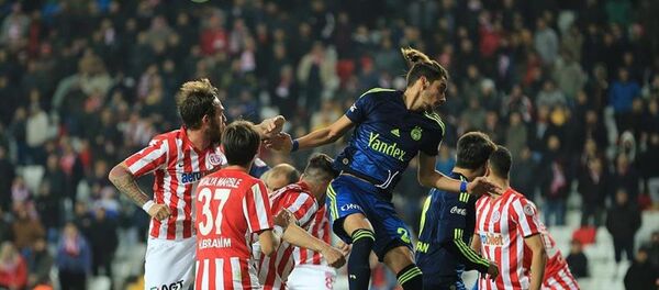 Antalyaspor ile Fenerbahçe - Sputnik Türkiye