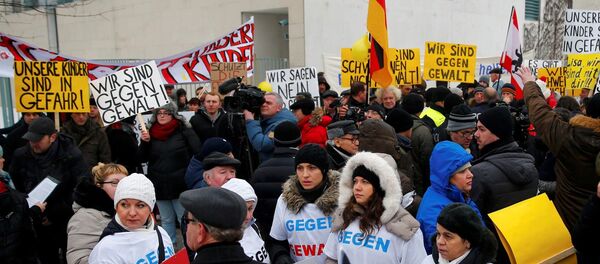 Moskova'yla Berlin arasında 'Lisa gerginliği' - Sputnik Türkiye