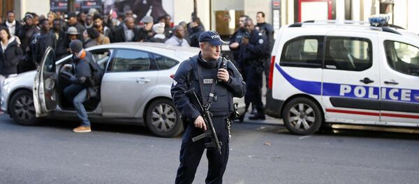 Paris'teki 5 okul terör tehdidi nedeniyle boşaltıldı. - Sputnik Türkiye