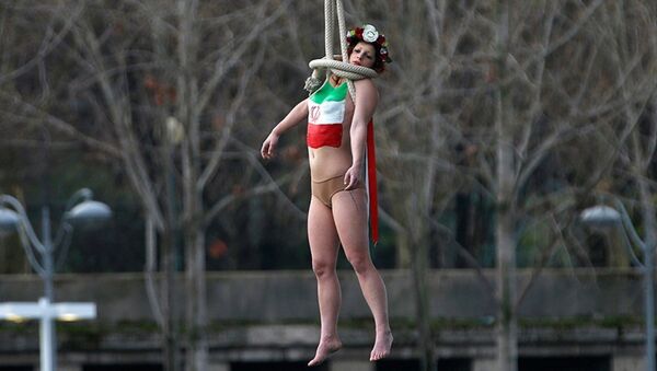 FEMEN Ruhani protestosu - Sputnik Türkiye