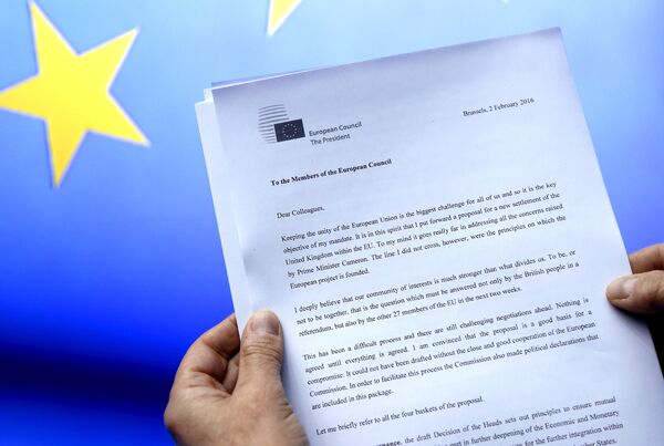 Tusk, AB liderlerine taslak metin ve önerilerinin yer aldığı bir mektup gönderdi. - Sputnik Türkiye