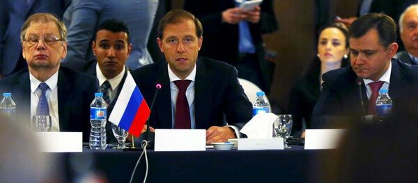 Rusya Sanayi ve Ticaret Bakanı Denis Manturov - Sputnik Türkiye