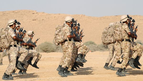 A picture taken June 26, 2011 shows Saudi special forces graduates showing their skills during a ceremony held at their base near the capital Riyadh - Sputnik Türkiye