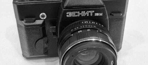 Zenit fotoğraf makineleri geri dönüyor. Zenit fotoğraf makineleri geri dönüyor. - Sputnik Türkiye