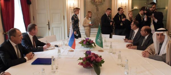 Rusya Dışişleri Bakanı Sergey Lavrov, Münih Güvenlik Konferansı çerçevesinde Suudi Arabistan Dışişleri Bakanı Adil el Cubeyr ile görüştü. Rusya Dışişleri Bakanı Sergey Lavrov, Münih Güvenlik Konferansı çerçevesinde Suudi Arabistan Dışişleri Bakanı Adil el Cubeyr ile görüştü. - Sputnik Türkiye