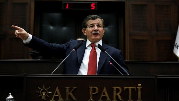 AK Parti Genel Başkanı ve Başbakan Ahmet Davutoğlu, TBMM'de AK Parti Grup Toplantısı'na katılarak konuşma yaptı. - Sputnik Türkiye