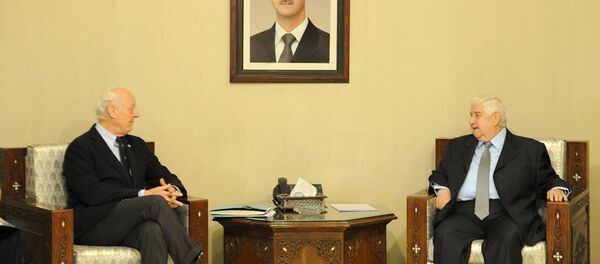 Staffan de Mistura - Velid Muallim Staffan de Mistura - Velid Muallim - Sputnik Türkiye