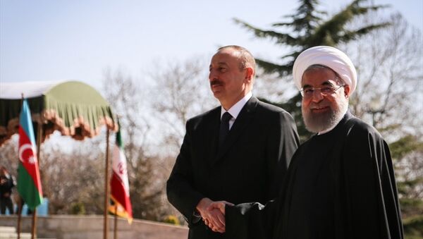 Azerbaycan Cumhurbaşkanı İlham Aliyev ve İran Cumhurbaşkanı Hasan Ruhani - Sputnik Türkiye