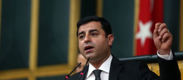 HDP Eş Genel Başkanı Selahattin Demirtaş - Sputnik Türkiye