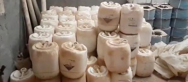 Sputnik, IŞİD'in kimyasal silah deposunu görüntüledi - Sputnik Türkiye