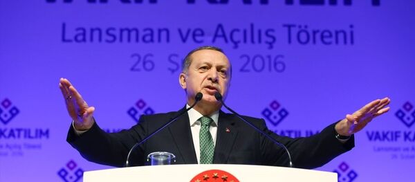 Cumhurbaşkanı Recep Tayyip Erdoğan, Haliç Kongre Merkezi'nde gerçekleştirilen Vakıf Katılım Bankası Açılış Töreni'ne katılarak konuşma yaptı. - Sputnik Türkiye