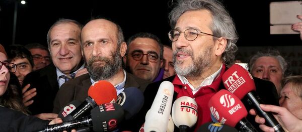 Can Dündar ve Erdem Gül Can Dündar ve Erdem Gül - Sputnik Türkiye
