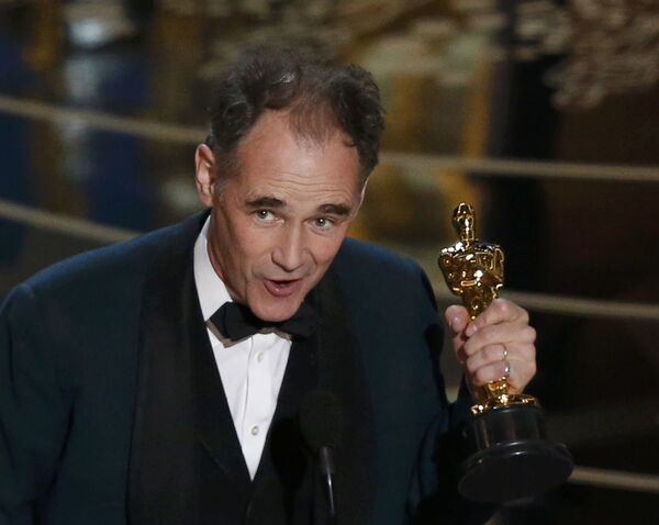 Mark Rylance  'En iyi yardımcı erkek oyuncu' Oscar'ını aldı - Sputnik Türkiye