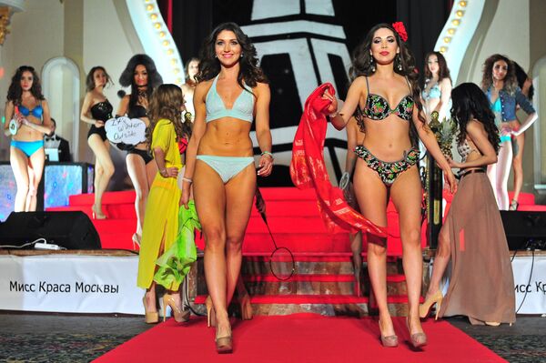 Miss Moscow 2016  renkli görüntülere sahne oldu. - Sputnik Türkiye