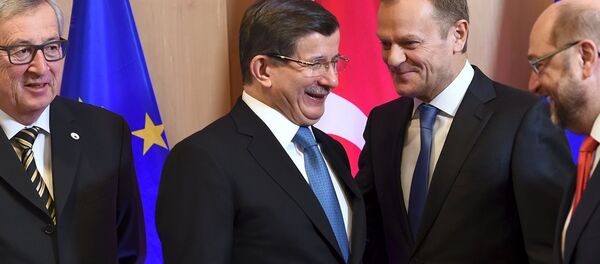 Ahmet Davutoğlu - Jean-Claude Juncker - Donald Tusk - Martin Schulz - Sputnik Türkiye