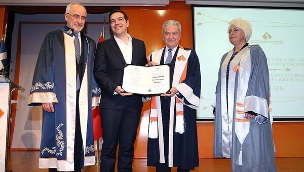 Aleksis Çipras'a fahri doktora - Sputnik Türkiye