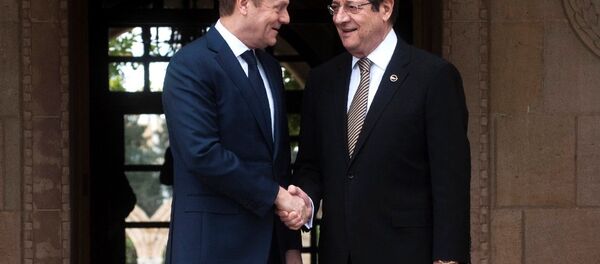 Kıbrıs Cumhurbaşkanı Nikos Anastasiadis ve Avrupa Komisyonu Başkanı Donald Tusk, Lefkoşe'de görüştü. - Sputnik Türkiye