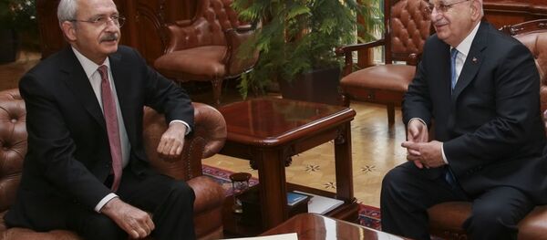 TBMM Başkanı İsmail Kahraman, CHP Genel Başkanı Kemal Kılıçdaroğlu'nu Meclisteki makamında kabul etti. - Sputnik Türkiye