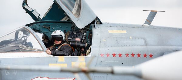 Hmeymim Üssü / Su-24 - Sputnik Türkiye