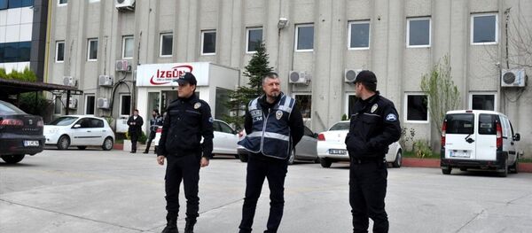 Bursa'da faaliyet gösteren iki yemek firmasına, Fetullahçı Terör Örgütü/Paralel Devlet Yapılanması'na (FETÖ/PDY) finansman desteği sağlandığı ve işlemlerde usulsüzlük yapıldığı iddiasıyla ilgili yürütülen incelemenin ardından yeni yönetimlerin oluşturulması amacıyla kayyum atandı. - Sputnik Türkiye