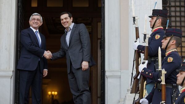 Ermenistan Cumhurbaşkanı Serj Sarkisyan ve Yunanistan Başbakanı Aleksis Çipras - Sputnik Türkiye