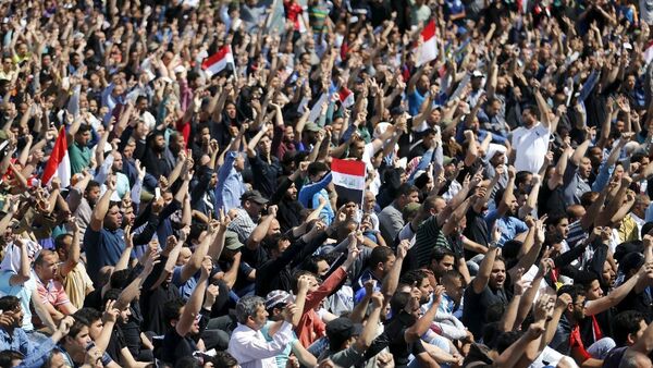 Irak’ta Şii lider Mukteda el Sadr yanlıları, Bağdat'taki Yeşil Bölge çevresinde ‘sivil itaatsizlik’ eylemi düzenledi. - Sputnik Türkiye
