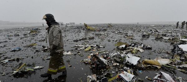Rusya'da düşen yolcu uçağı - Sputnik Türkiye