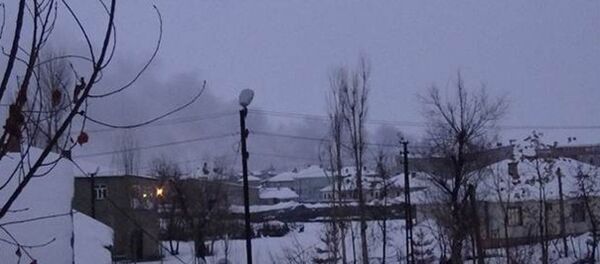 Hakkari Yüksekova’da top ve silah sesleri birbirine karıştı - Sputnik Türkiye