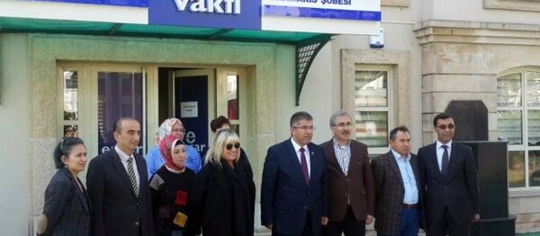 Karaman'daki çok sayıda öğrenciye tecavüz olayıyla irtibatlandırılan Ensar Vakfı'na AK Partili milletvekilinden destek geldi. AK Parti Muğla Milletvekili Nihat Öztürk Biz inadına Ensar Vakfı'na destek olmaya devam edeceğiz dedi. - Sputnik Türkiye